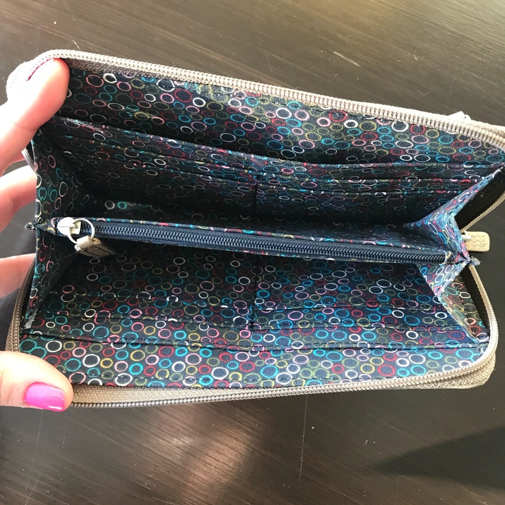 Fossil Multi-Color Wallet - Picture 6 of 6